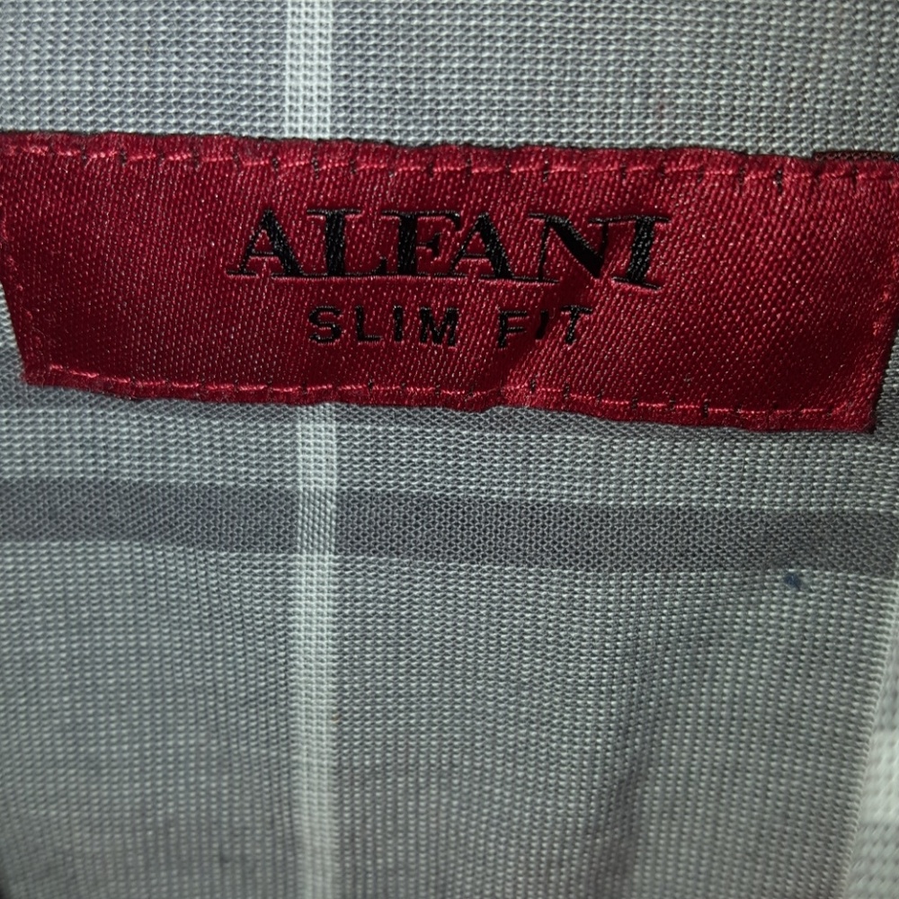 Boys button down - Picture 2 of 3